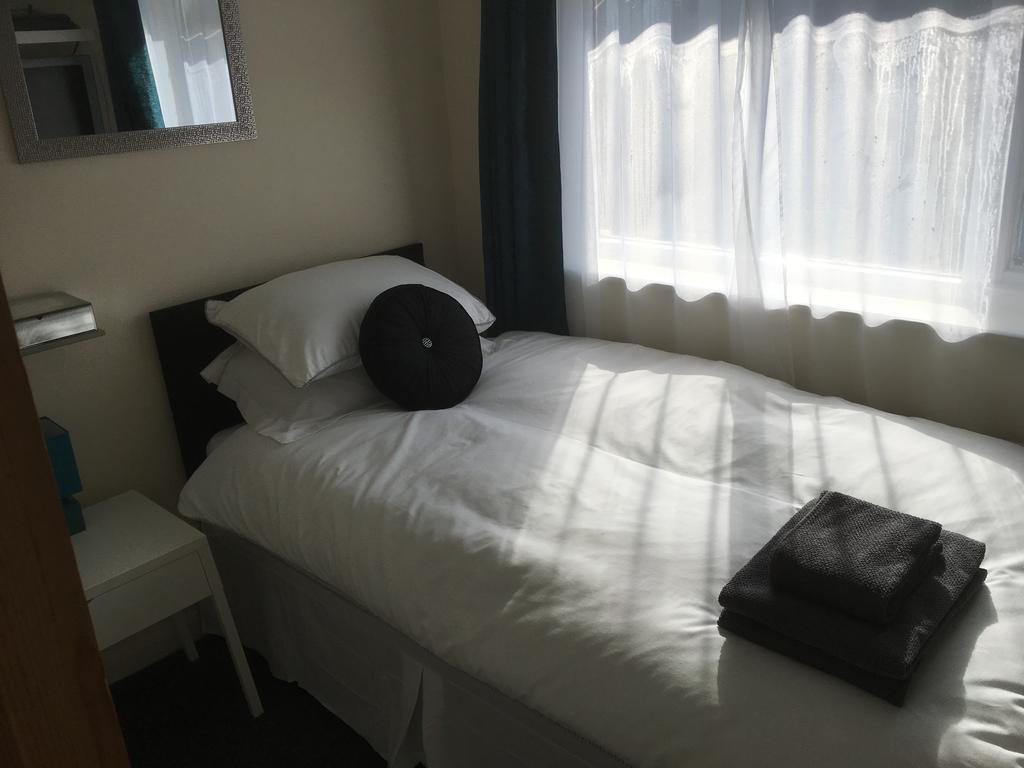 Single Room with Private Bathroom