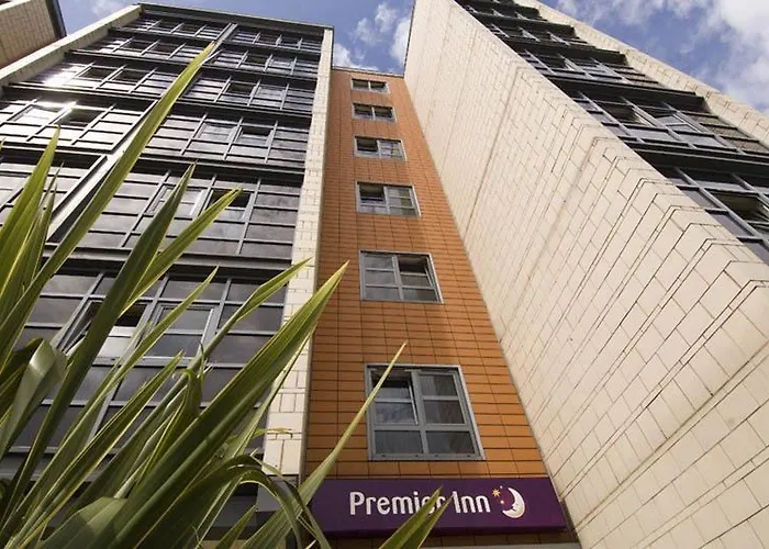 Premier Inn Nottingham Arena - London Road