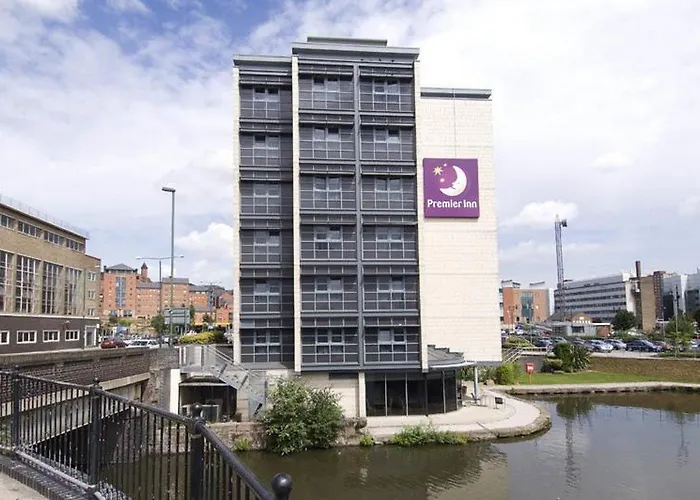 Premier Inn Nottingham Arena - London Road